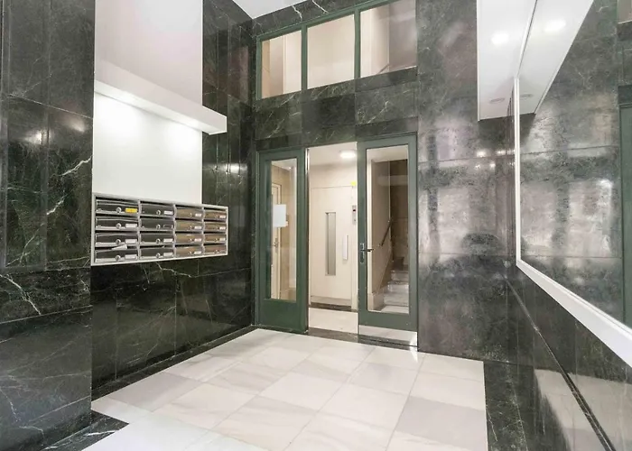 The Collection | Chicago * San Sebastián